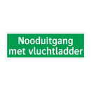 Nooduitgang met vluchtladder & Nooduitgang met vluchtladder & Nooduitgang met vluchtladder