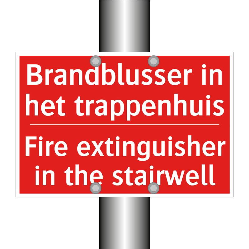 Brandblusser in het trappenhuis - Fire extinguisher in the stairwell