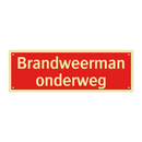 Brandweerman onderweg & Brandweerman onderweg & Brandweerman onderweg & Brandweerman onderweg