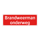 Brandweerman onderweg & Brandweerman onderweg & Brandweerman onderweg & Brandweerman onderweg