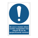 De accu's moeten alleen worden voorgeladen met stikstof (N) tot de gespecificeerde voordruk