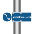 Metaaldetectorist & Metaaldetectorist & Metaaldetectorist
