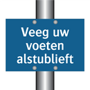 Veeg uw voeten alstublieft & Veeg uw voeten alstublieft & Veeg uw voeten alstublieft