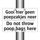 Gooi hier geen poepzakjes neer - Do not throw poop bags here