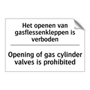 Het openen van gasflessenkleppen /.../ - Opening of gas cylinder valves /.../