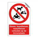 Dieren, bromfietsen, motorfietsen verboden op de binnenplaats