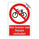 Het leunen van fietsen verboden
