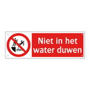 Niet in het water duwen