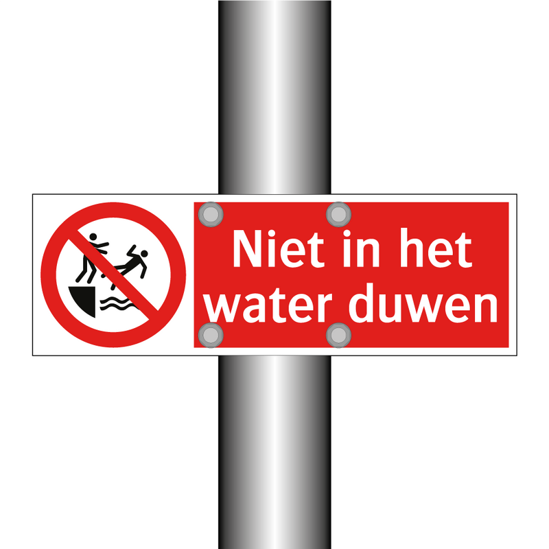 Niet in het water duwen