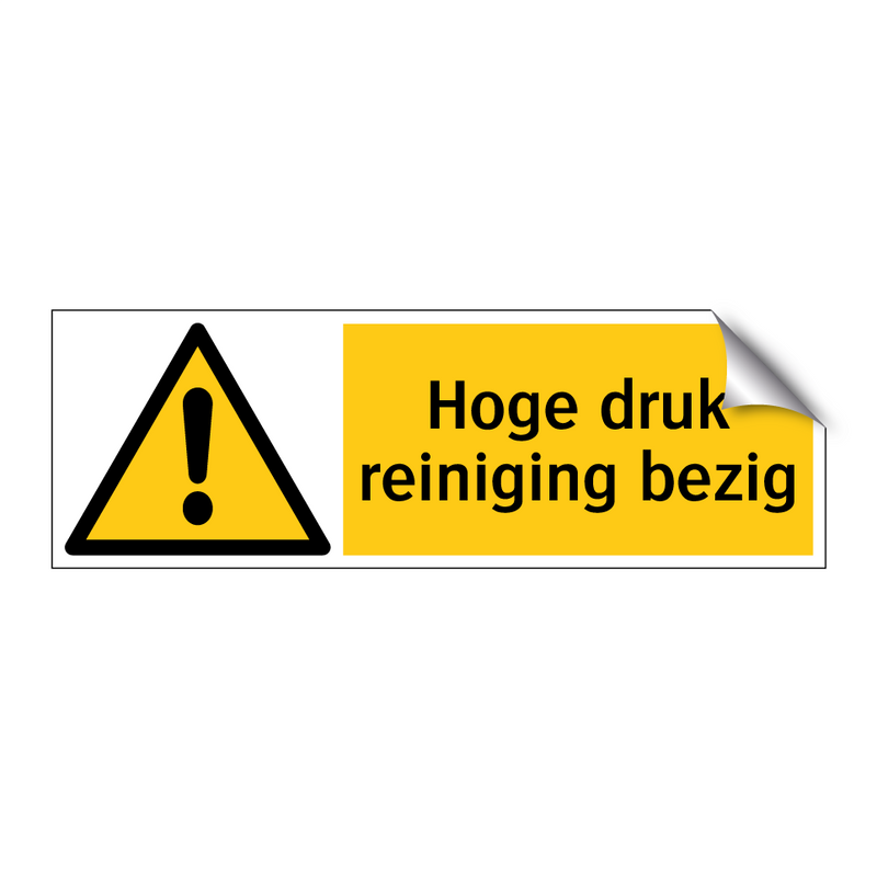 Hoge druk reiniging bezig